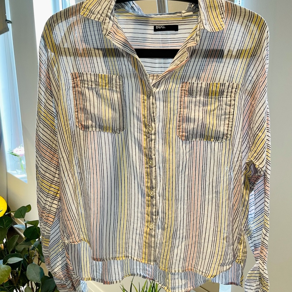 BDG women sheer shirt crop size s